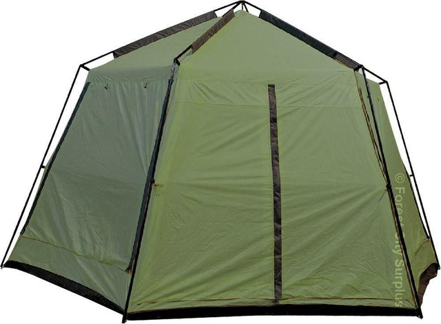 New - PORTABLE SCREEN HOUSE GAZEBO TENT WITH RAIN FLAPS - Enjoy your family picnic without those nasty insect bites !! in Fishing, Camping & Outdoors - Image 2