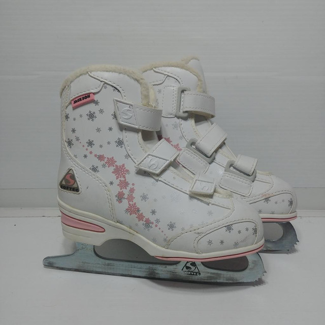 Jackson Kids Figure Skates - Size 13J - Pre-owned - UJ3LS2 in Other in Calgary - Image 2