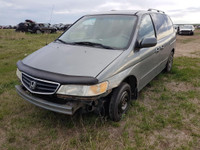 Parting out WRECKING: 2002 Honda Odyssey