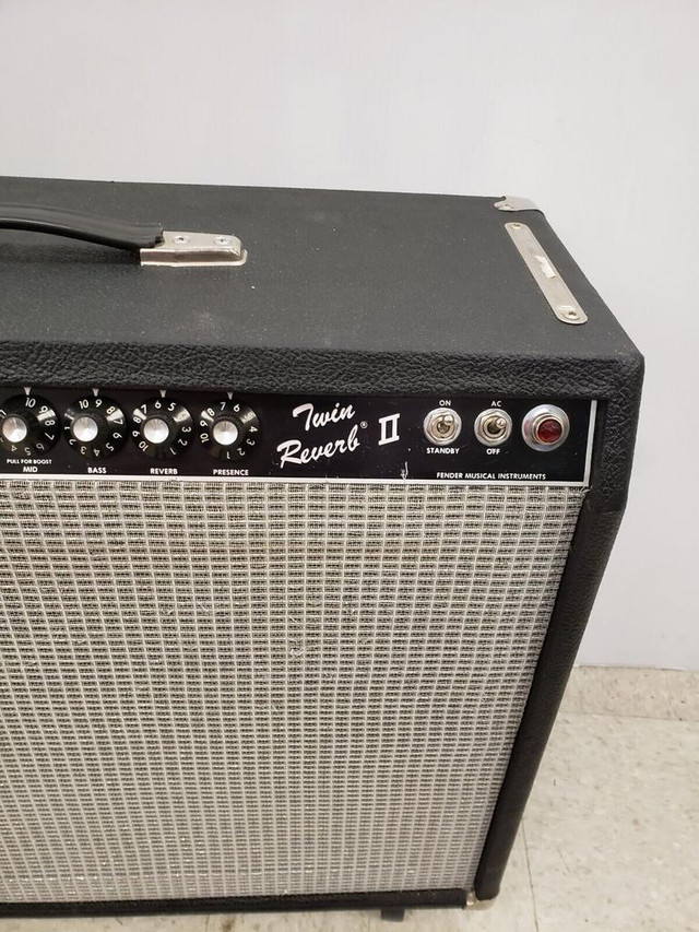(I-34224) Fender Twin Reverb II Guitar Amp in Amps & Pedals in Alberta - Image 4