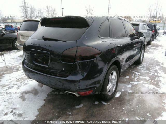 PORSCHE CAYENNE (2011/2018  FOR PARTS PARTS ONLY in Auto Body Parts - Image 4