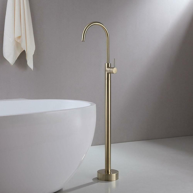 Free Standing/Floor Mounted Tub Faucet 1 Handle ( No Shower ) - Brushed Gold or Matte Black in Plumbing, Sinks, Toilets & Showers - Image 2