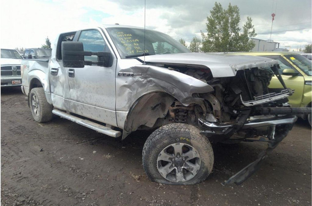 2014 FORD F150 5.0L SUPERCREW PARTING OUT in Auto Body Parts in Alberta - Image 2