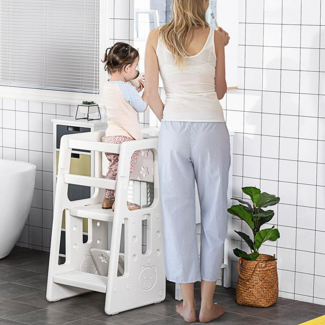 TODDLER KITCHEN HELPER 2 STEP STOOL WITH ADJUSTABLE HEIGHT PLATFORM AND SAFETY RAIL in Toys & Games - Image 3