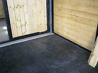 New Revulcanized Rubber Mats!  4' x 6' x 3/4 in Other Business & Industrial in Calgary - Image 3
