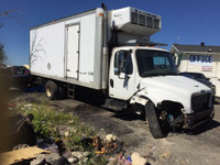 2004 Freightliner C7 Engine M2 106 Medium Duty Truck for Parts Outing