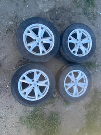 225/60R17Set of 4 rims and tires that  come off from a 2008 NISSAN ROGUE.