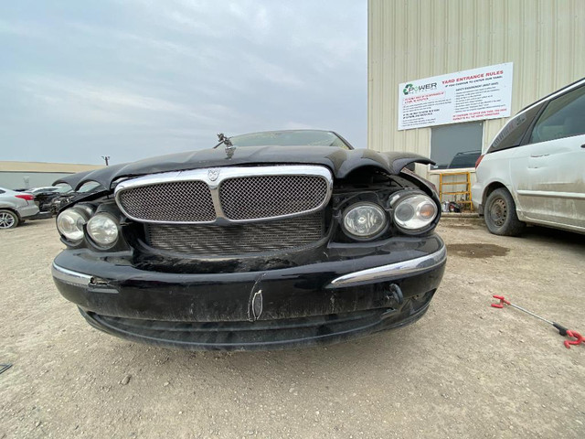 2008 JAGUAR X-TYPE: ONLY FOR PARTS in Auto Body Parts - Image 4
