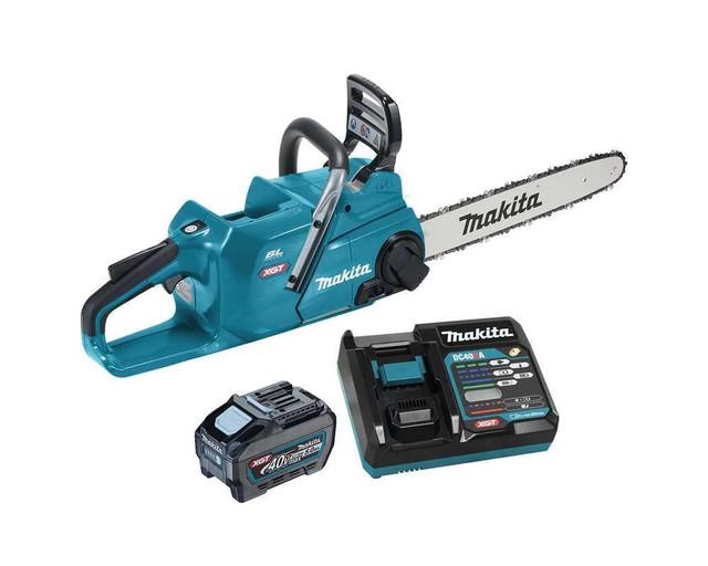 2024 Makita  UC016GT101	40V max XGT Brushless Cordless 16 Rear-Handle Chainsaw w/Wet Guard (5.0Ah Kit) in Lawnmowers & Leaf Blowers in Edmonton Area