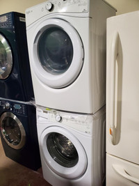 White Whirlpool washer and dryer set, 3 months warranty