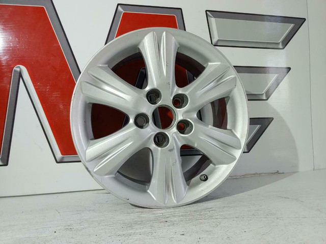 Roues (Jantes, Mags) d'origine Lexus IS 250, 16 x 7 (Jeu de 4). Usagées. in Tires & Rims - Image 4