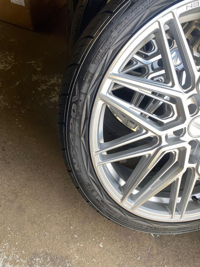 FOUR LIKE NEW 22 INCH VOSSEN HF7 5X112 WITH 265 35 R22 NITTO TIRES 5X112 in Tires & Rims in Toronto (GTA) - Image 3