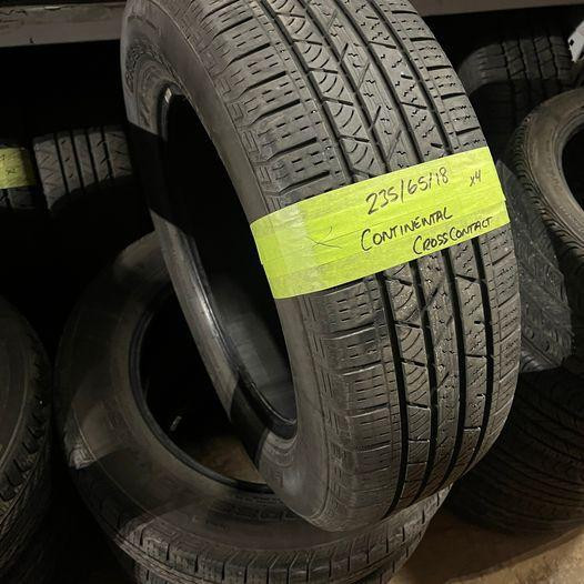235 65 18 4 Continental CrossContact Used A/S Tires With 70% Tread Left in Tires & Rims in Toronto (GTA)