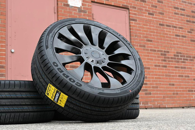 $1699 20 inch Rim Tire Tesla Model Y 255/40R20 Tire BLE Sensors Call/Text 289 654 7494 Model y Rims 7289 20 inch rim in Tires & Rims in Toronto (GTA) - Image 3