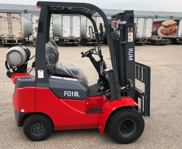 NEW CANLIFT DUAL FUEL 4000 LBS FORKLIFT FG18L1 in Other Business & Industrial in Alberta