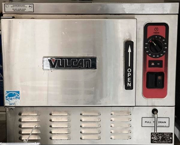 Vulcan 3 Pan Boilerless/Connectionless Electric Countertop Steamer Used FOR01915 in Industrial Kitchen Supplies - Image 2