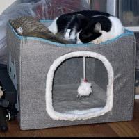 Tucker Murphy Pet™ Chabak Square Cat Bed