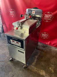 Gas Henny Penny pressure fryer like new for only $6495 ! Can ship Anywhere