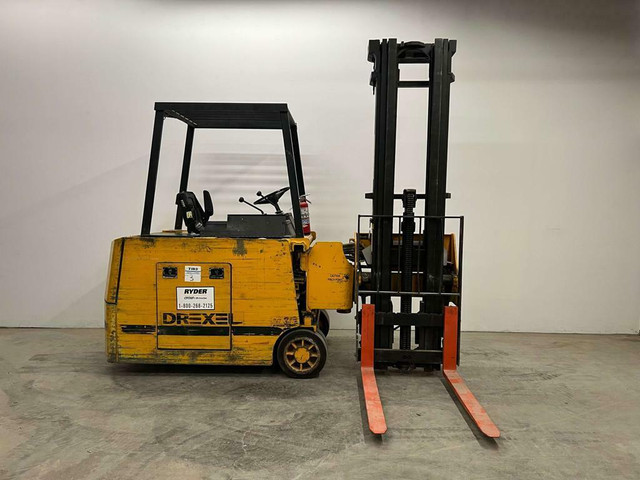 HOC DREXEL ELECTRIC FORKLIFT 3000 LBS + 236 HEIGHT CAPACITY + 30 DAY WARRANTY in Power Tools - Image 2