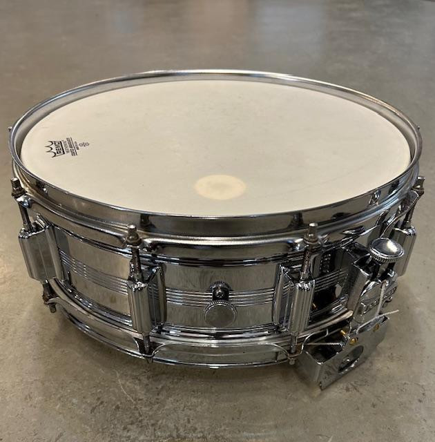 Rogers Snare-caisse claire chrome Dyna-Sonic 14x5 - used-usagee in Drums & Percussion - Image 2