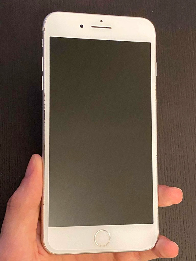 iPhone 8 Plus 64 GB Unlocked -- Buy from a trusted source (with 5-star customer service!) in Cell Phones in Halifax - Image 3