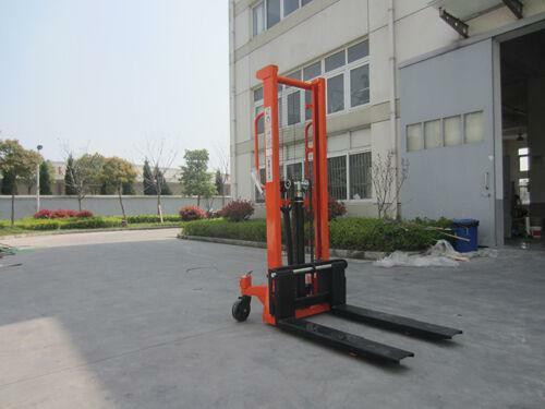 Brand new Pallet stacker, hand stacker lift truck 1000Kg 2200lbs in Other Business & Industrial in City of Toronto