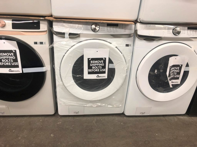 HUGE SELECTION OF FRONT LOAD WASHERS NEW UNBOXED AND REFURBISHED!!! ONE YEAR FULL WARRANTY!!! in Washers & Dryers in Edmonton - Image 3