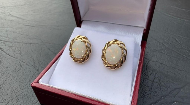 #382 - 14KT Yellow Gold, Pushback Opal Earrings in Jewellery & Watches