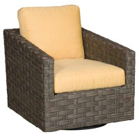 Vanguard Furniture Meadows Swivel Patio Chair with Cushions