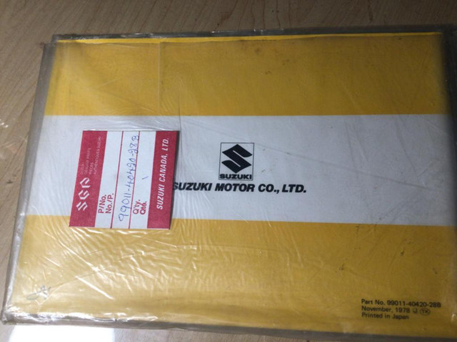 NOS 1979 Suzuki RM400 Owners Manual in Motorcycle Parts & Accessories in British Columbia - Image 2