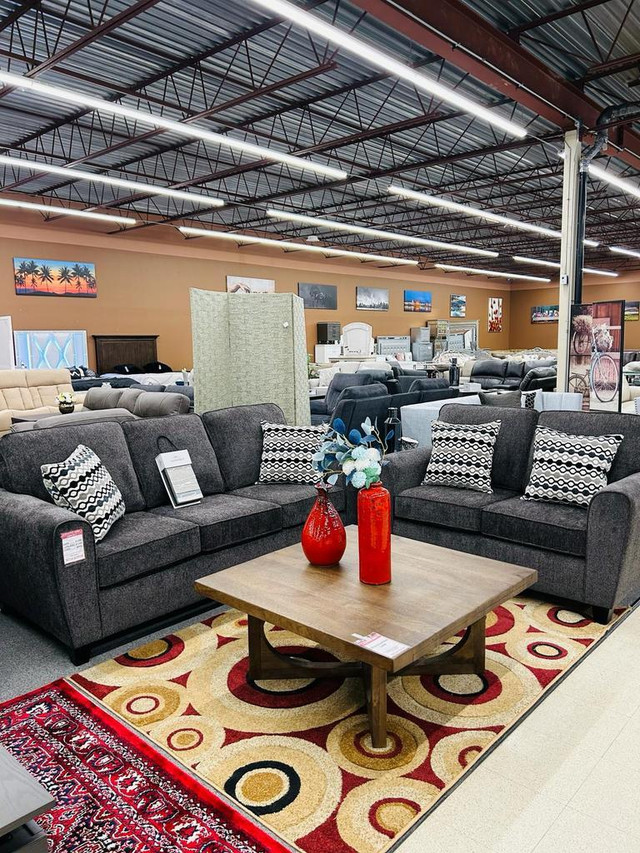 Genuine Leather Sofa Set on Discount !! Free Local Delivery !! in Couches & Futons in Chatham-Kent - Image 4