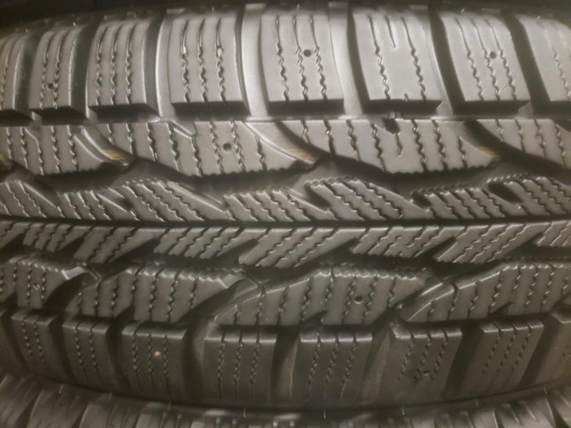 (TH48) 4 Pneus Hiver - 4 Winter Tires 175-65-15 Firestone 10/32 in Tires & Rims in Greater Montréal - Image 3