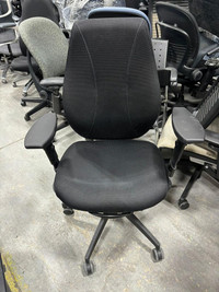 Gry Mattr+ergoCentric airCentric 3 Task Chair-Excellent Condition-Call us now!