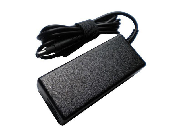 AC Adapter - HP / Compaq AC Adapters in Laptop Accessories - Image 3