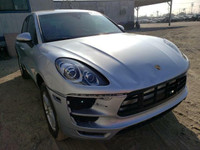 YES PORSCHE MACAN  (2015/2018  FOR PARTS PARTS ONLY)