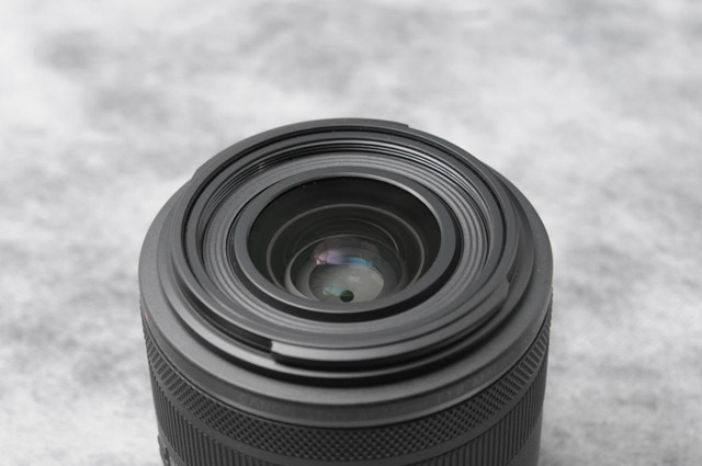 Canon RF 24mm F1.8 Macro IS STM Lens F/1.8-Used (ID: 1721)   BJ Photo- Since 1984 in Cameras & Camcorders - Image 2