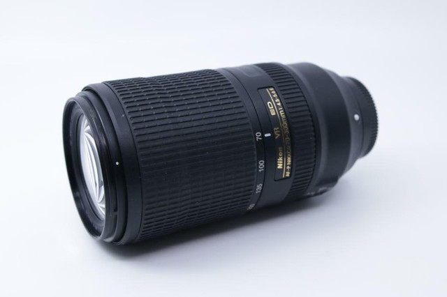 Used Nikon AF-P Nikkor 70-300mm f/4.5-5.6E ED VR + hood   (ID-1221(DR))   BJ PHOTO in Cameras & Camcorders - Image 2
