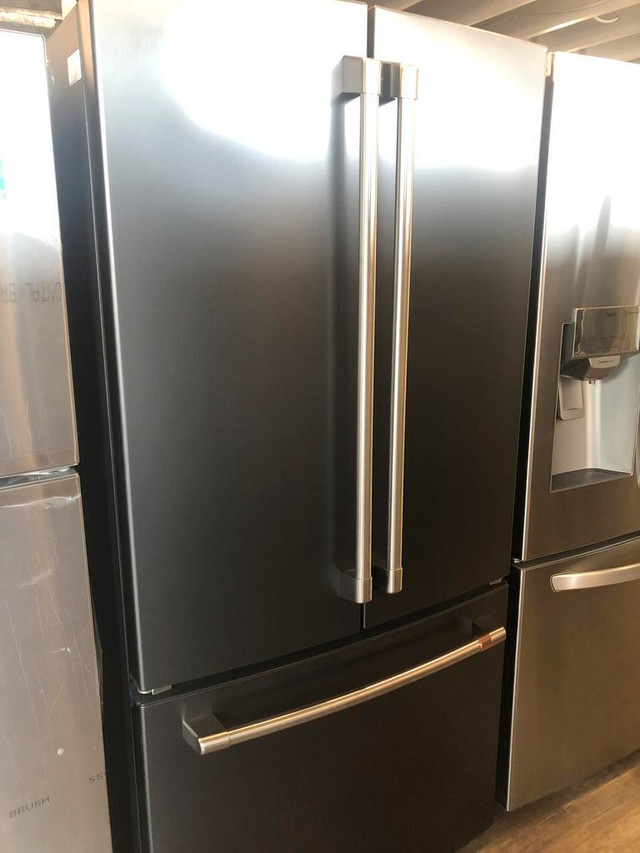 HUGE SALE ON ALL BLACKSTAINLESS APPLIANCES!!! NEW UNBOXED AND SCRATCH AND DENT in Refrigerators in Edmonton Area - Image 2