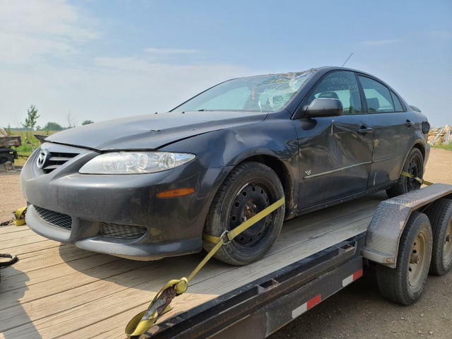 WRECKING / PARTING OUT: 2005 Mazda mazda6 Sedan Parts in Other Parts & Accessories - Image 4