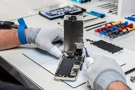 IPHONES REPAIRS  FOR 12/11/PRO/MAX/XS/XR/X/8/7/6S/6/,SE,5S,5C,5,4/4S + iPAD SCREEN,CHARGING PORT,CAMERA,BATTERY+ MUCH in Cell Phone Services in Mississauga / Peel Region - Image 3