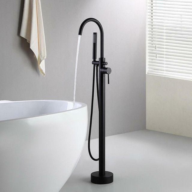 FreeStanding/Floor Mounted Tub Faucet 1 Handle - Chrome, Brushed Nickel, Brushed Gold or Matte Black in Plumbing, Sinks, Toilets & Showers - Image 2