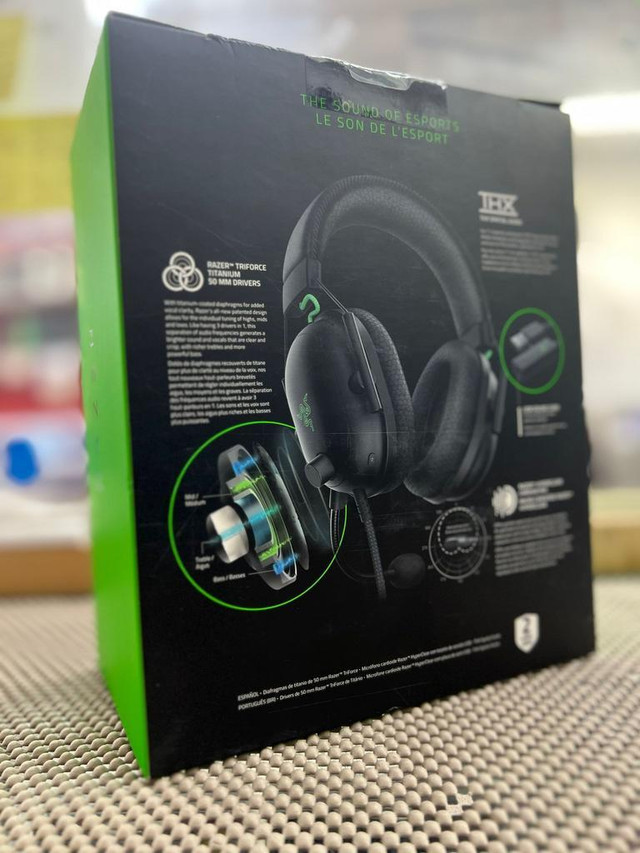 Razer BlackShark V2 Gaming Headset with Microphone & USB Sound Card - Black/Green - BNIB @MAAS_WIRELESS in Headphones in Toronto (GTA) - Image 2