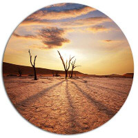 Made in Canada - Design Art 'Amazing View of A Dead Valley' Photographic Print on Metal