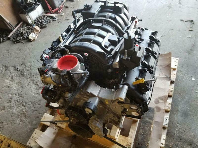 Dodge Ram 5.7 Hemi Engine Motor New Take Off With Warranty in Engine & Engine Parts in Calgary