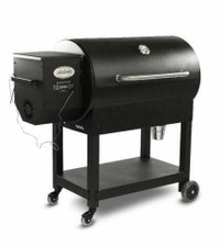 Louisiana Grills® Series 900 - Natural Pellet Grill - 913 Square Inches Total Cooking Surface      bbq