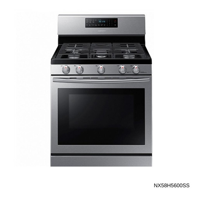 Samsung Gas Range on Reasonable Price !! in Stoves, Ovens & Ranges in Chatham-Kent
