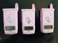 Motorola x Baby Phat i833 Cell Phone with 50-  0.4-carat Diamond Trim Pink , Canadian phones