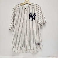 (51330-1) New York Yankees Majestic Jersey - Size XL