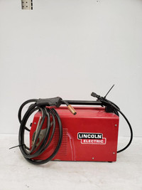 (I-31978) Lincoln Electric 11059 Wire Feed Welder