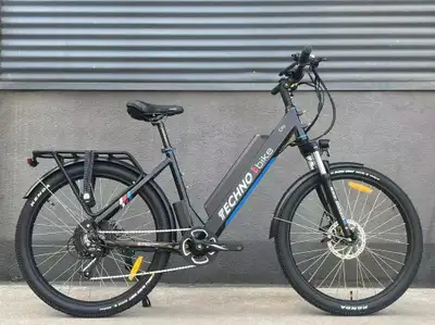 Le vélo de ville électrique CITY de Techno Ebike vous comblera de bonheur avec son moteur d'une gran...